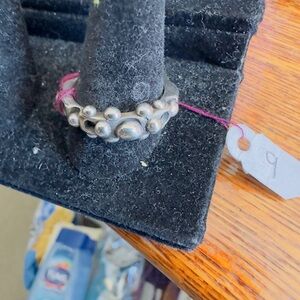 Silver Beaded Ring Tammy